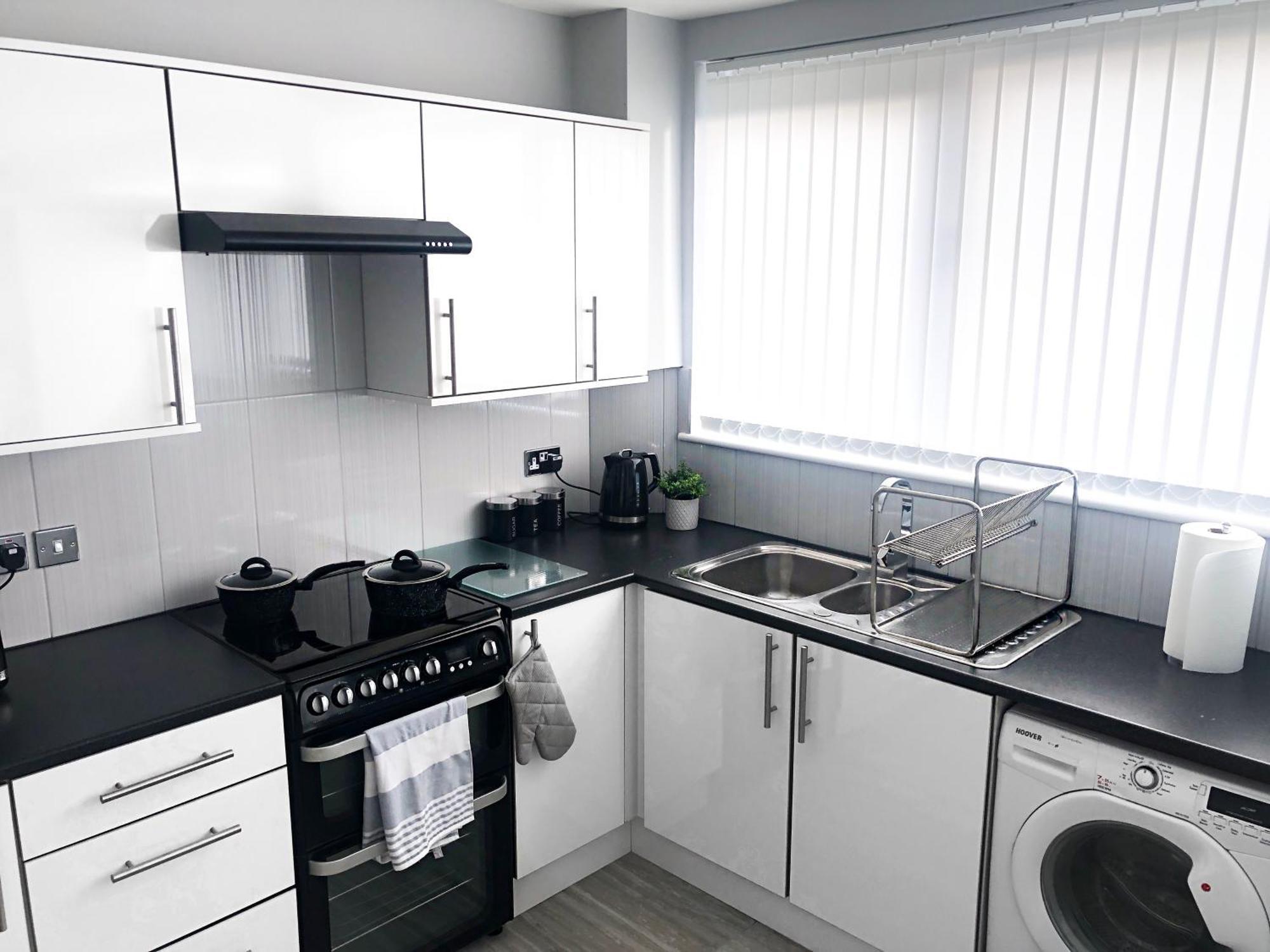 Contemporary And Cosy Birmingham Apartment- Free Parking & Wi-Fi Exterior photo